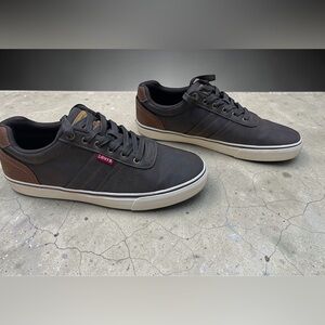 Levi’s Men’s Sneakers Size 10 Dark Brown Espresso NWOT